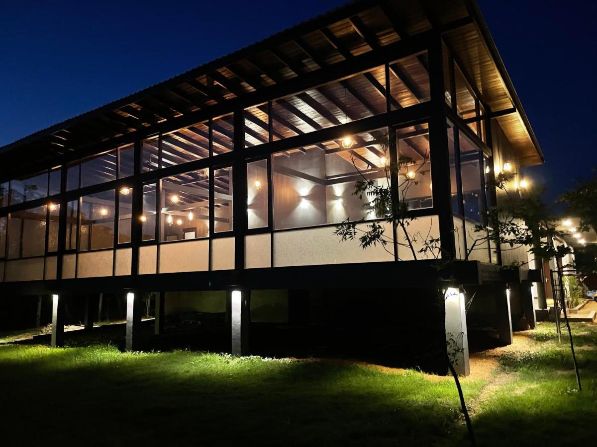 Villa Blue Wild Tissamaharama Exterior foto