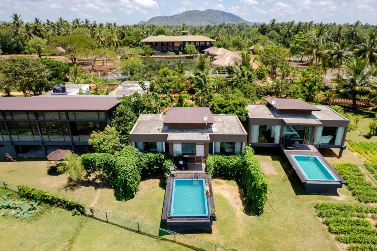Villa Blue Wild Tissamaharama Exterior foto
